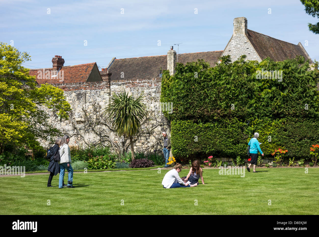 Precinct Buildings and Gardens Canterbury Cathedral Stock Photo