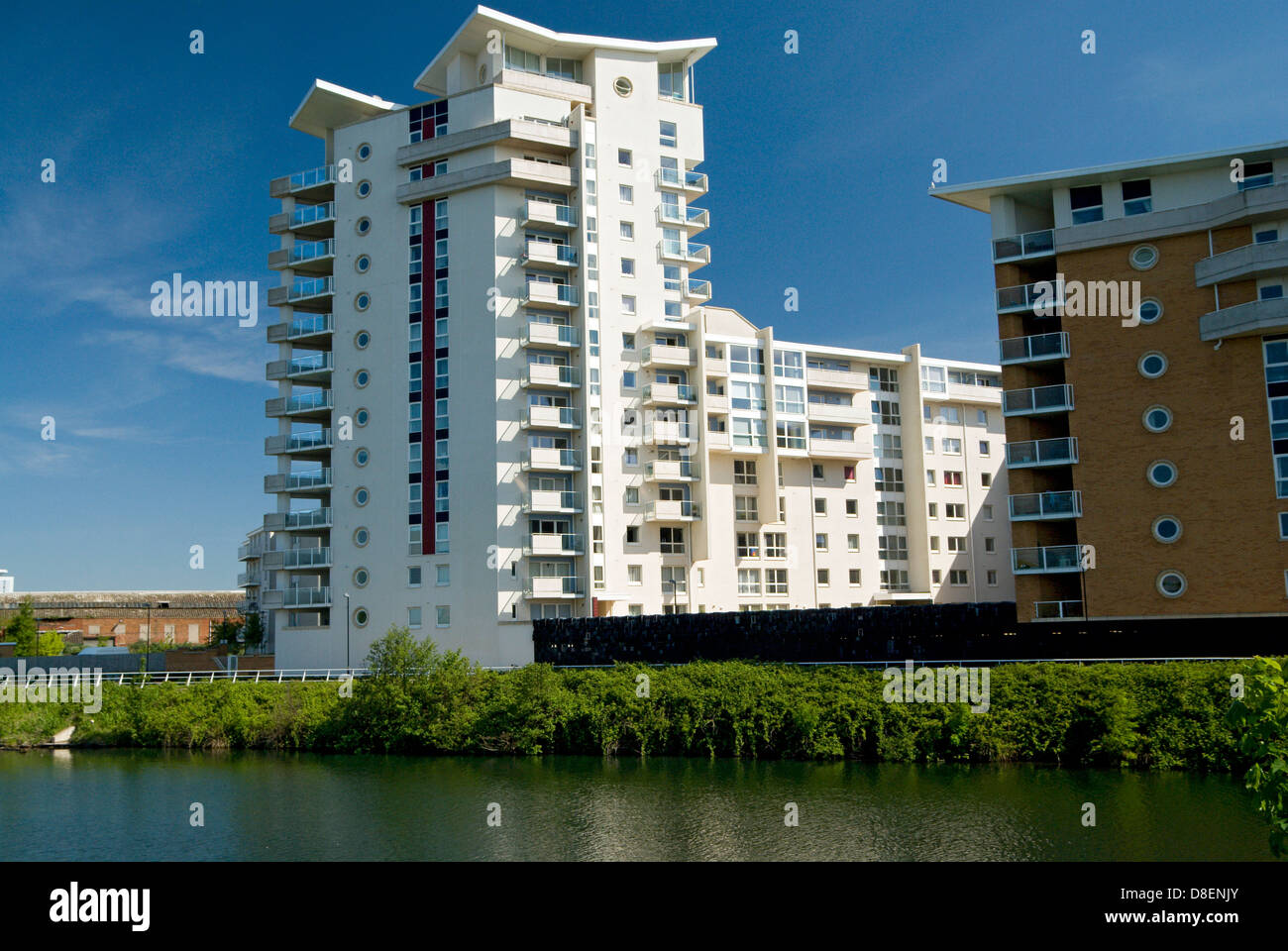 New housing besides River Taff, Grangetown, Cardiff, South Wales, UK. Stock Photo