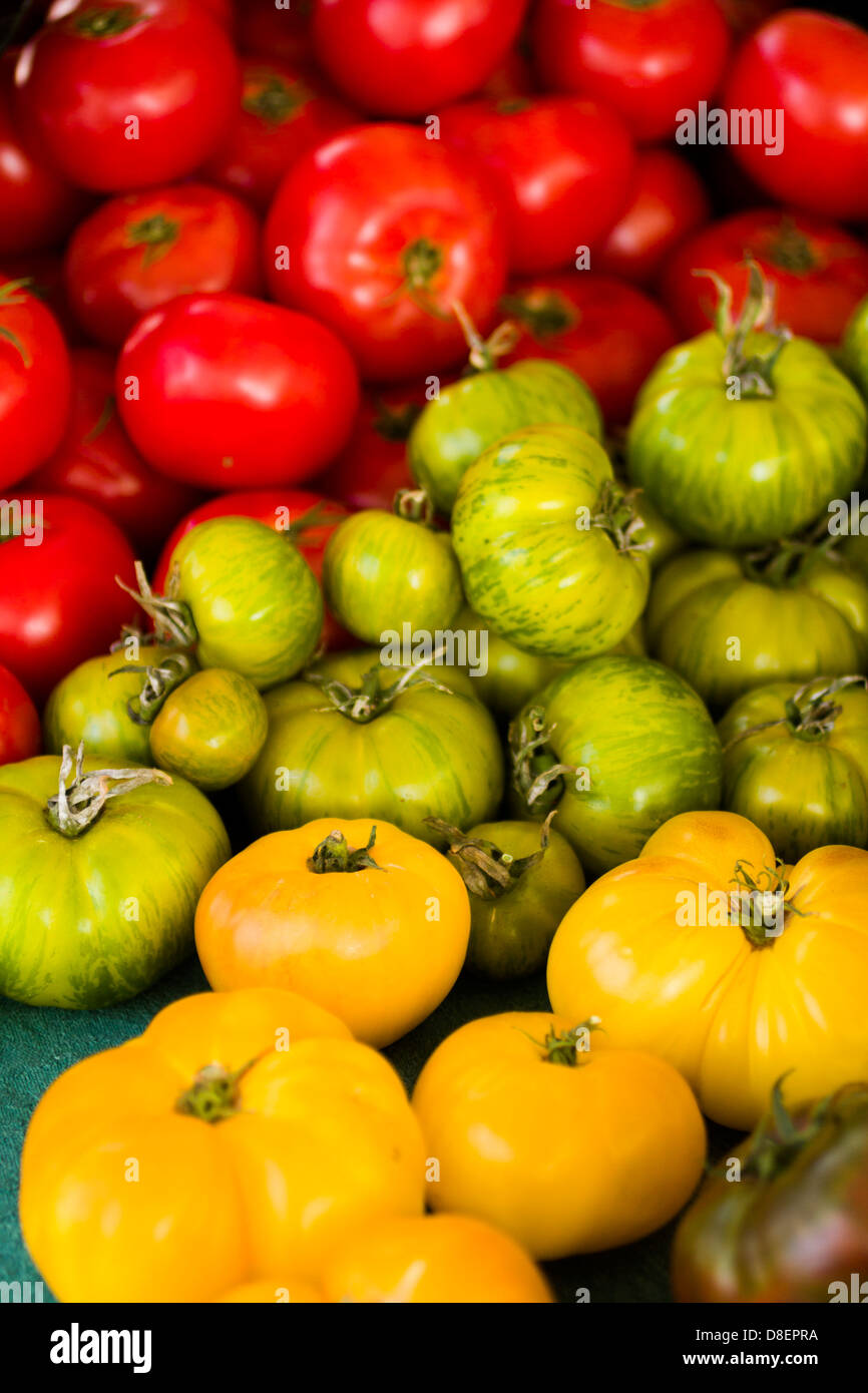 Fresh produce on sale at the local farmers market Stock Photo - Alamy