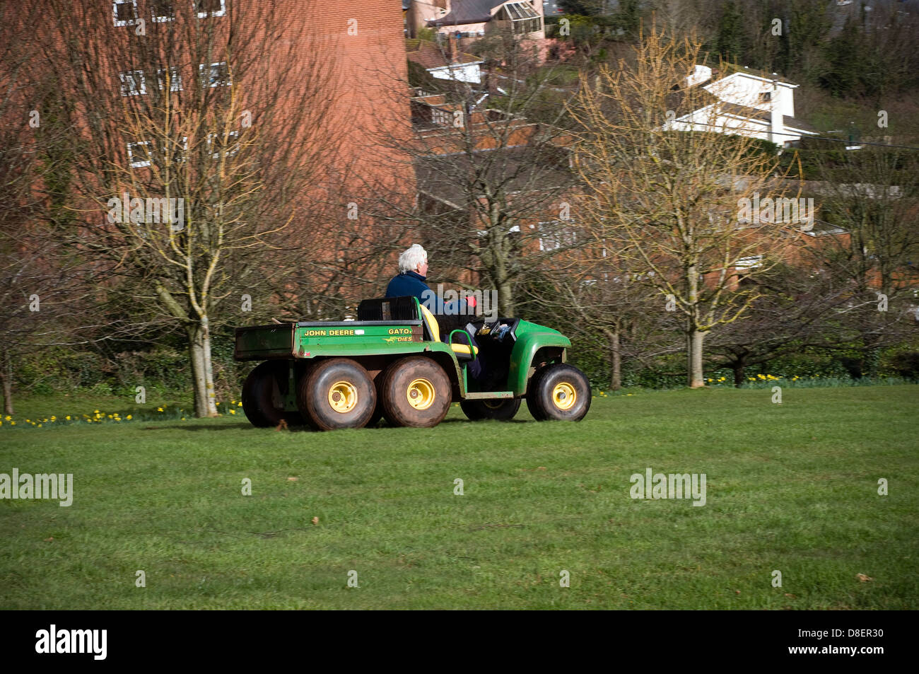 john deere,John Deere Gator Diesel 6 Wheel Drive Power Dump Utility Vehicle. utility vehicle
