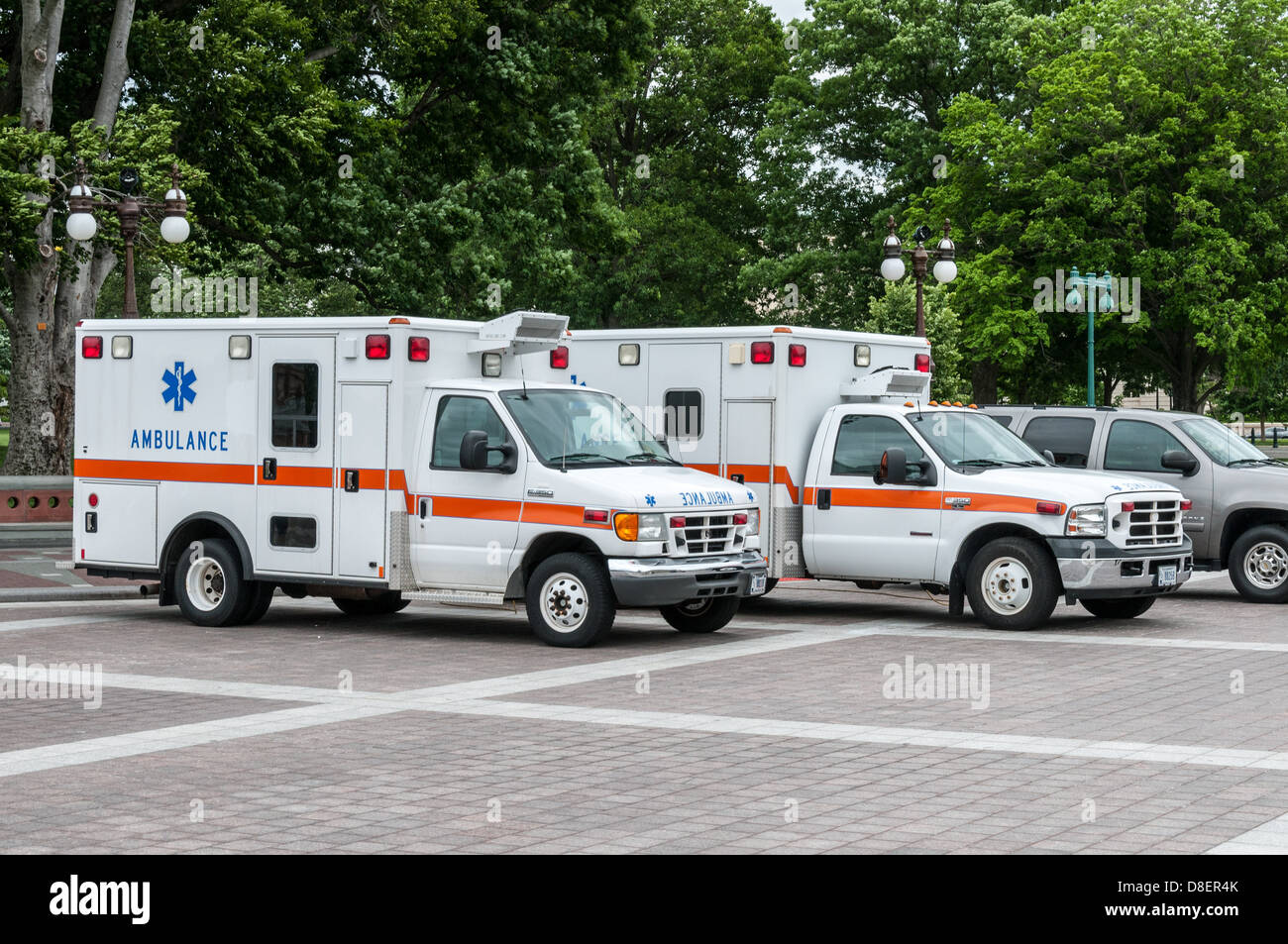 Ambulances on grounds of US Capitol, Washington DC Stock Photo Alamy