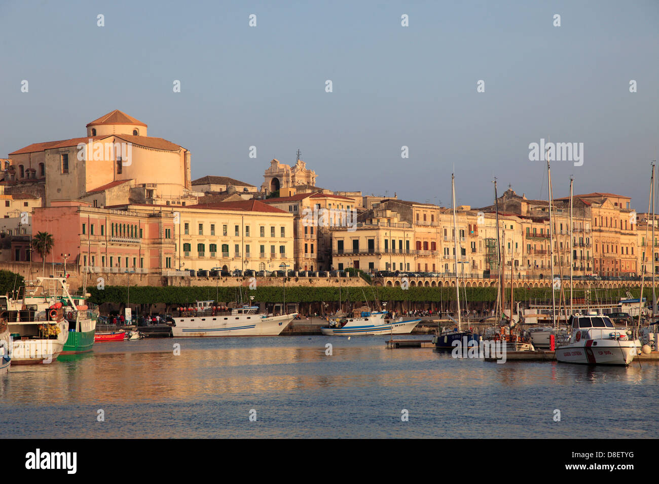 Porto Grande Siracusa High Resolution Stock Photography And Images Alamy Porto Grande Siracusa High Resolution Stock Photography And Images Alamy