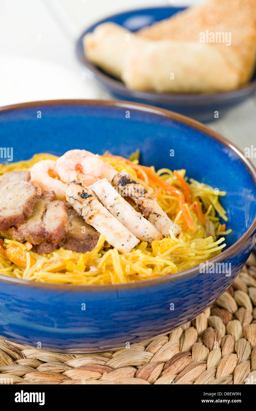 SingaporeStyle Noodles Stirfried rice vermicelli with curry powder