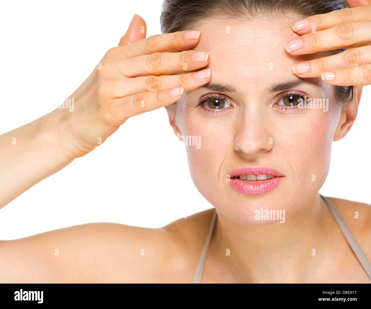 Болезнь элерса данлоса. Повышенная растяжимость кожи. Тянется кожа на лице. Тянущая кожа. Расстроенное лицо женское.