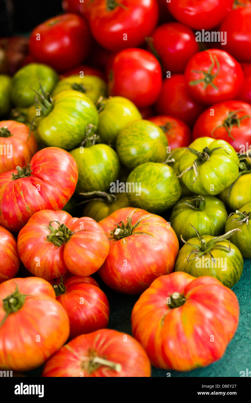 Fresh produce on sale at the local farmers market Stock Photo - Alamy