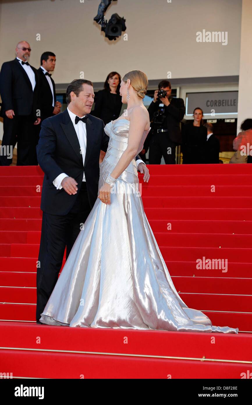 May 26, 2013 - Cannes, Ca, France - UMA THURMAN, MEET ARPAD BUSSON.Zulu premiere and Closing Night of the 66th Cannes Film Festival.Cannes, France.May 26, 2013.(Credit Image: © Roger Harvey/Globe Photos/ZUMAPRESS.com) Stock Photo