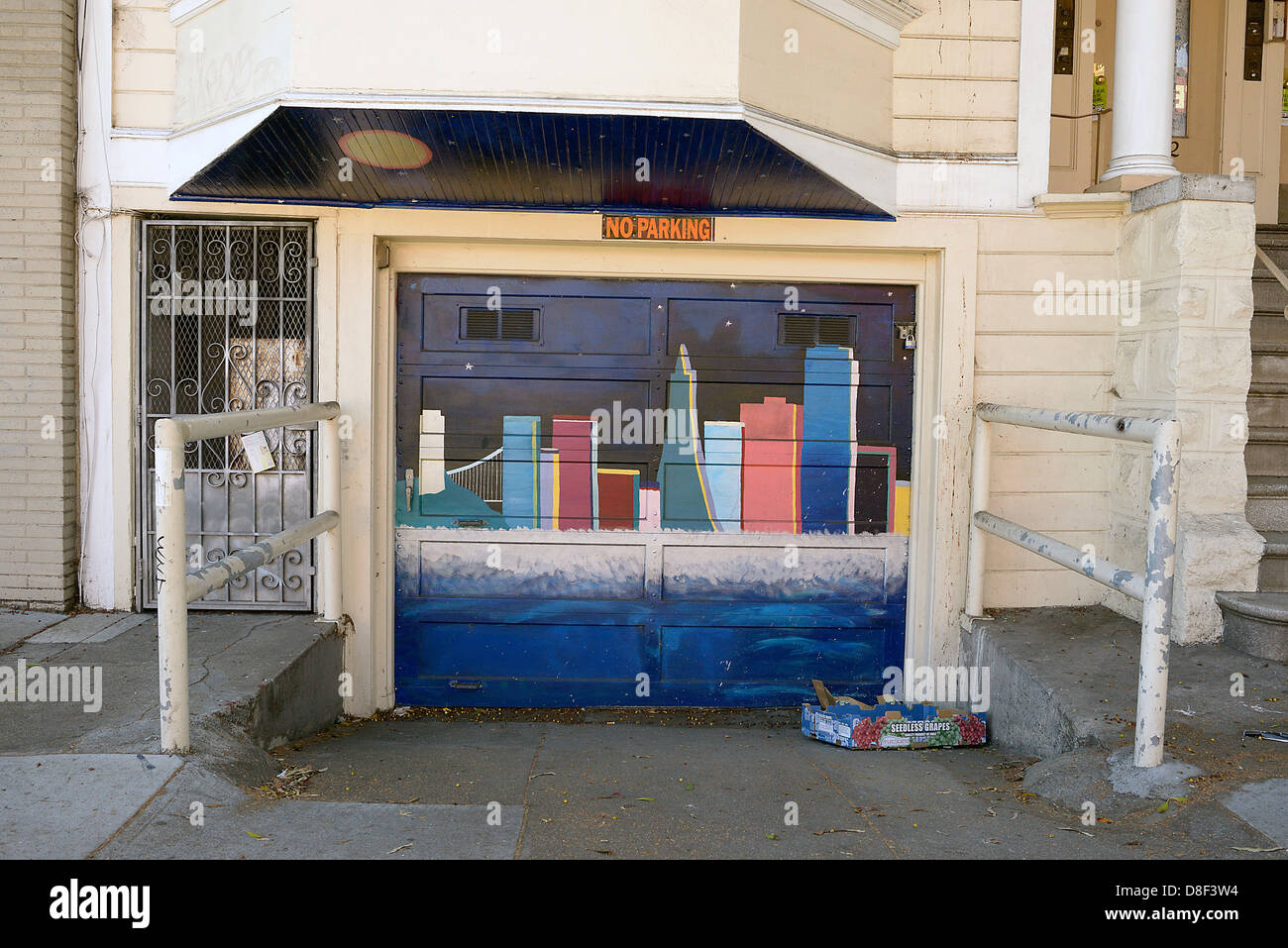 San francisco car garage parking hi-res stock photography and images