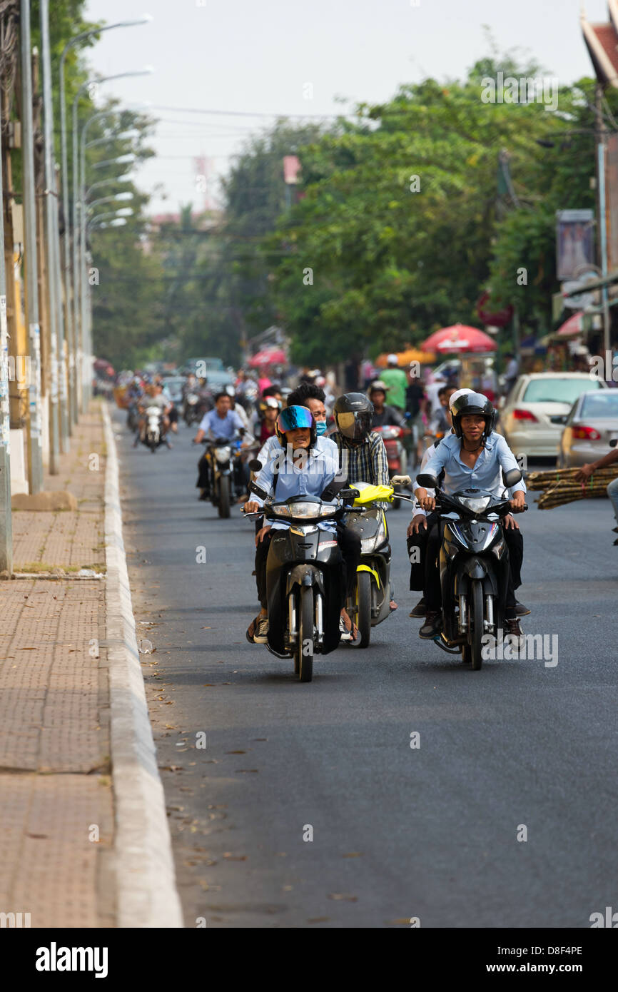 Scooter Traffic in Phnom Penh, Cambodia Stock Photo Alamy