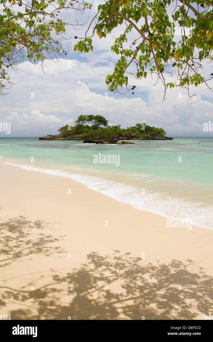 Cayo Levantado in (Bacardi Island), Dominican Republic Stock Photo - Alamy