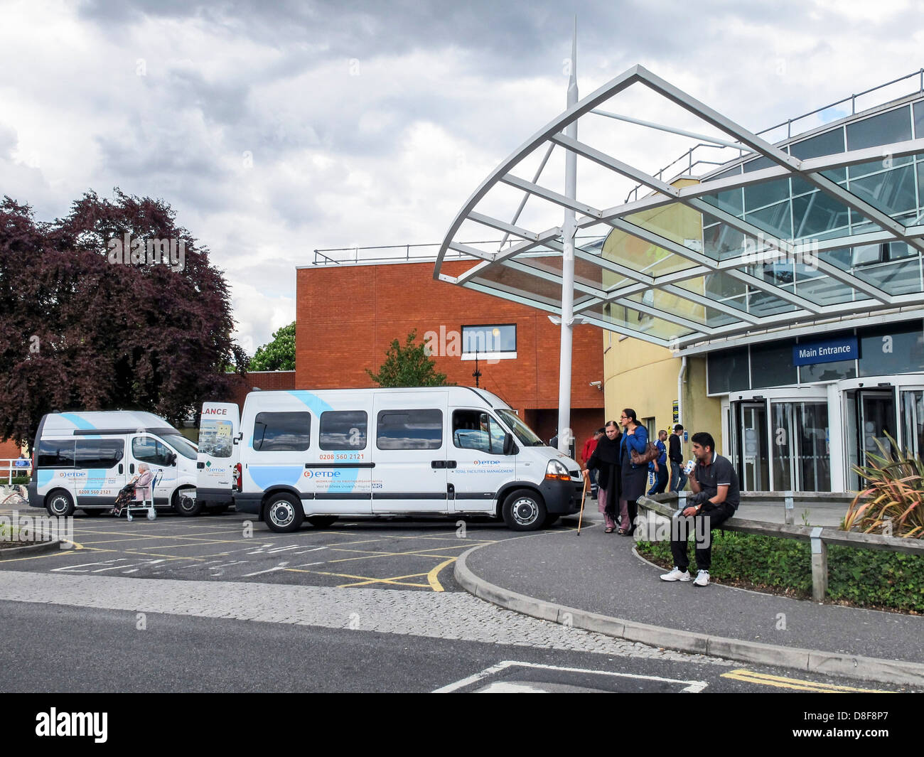 Middlesex hospital hires stock photography and images Alamy