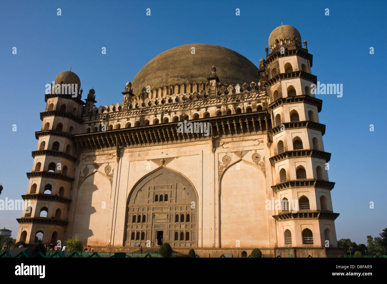 Asien, Indien, Karnataka, Bijapur, Golgumbaz, Archaeologisches Museum und Mausoleum von Mohammed Adil Shah Stock Photo