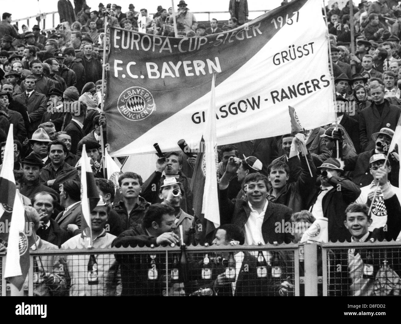 Munich defeated the Glasgow Rangers 10 a.e.t. in the UEFA Cup Winners