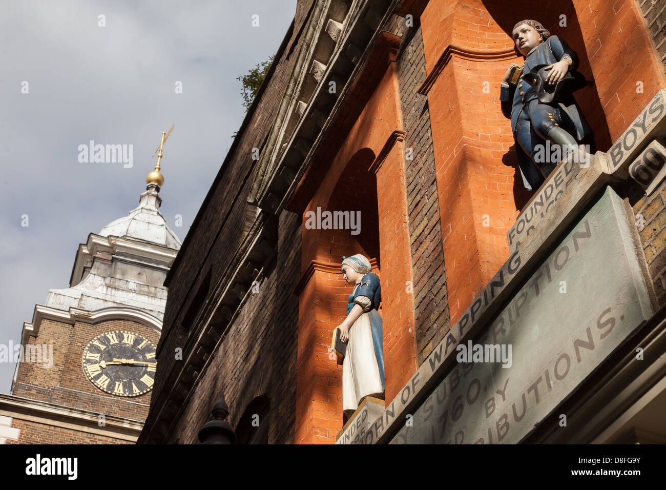 Old graveyard, Scandrett Street, Wapping Stock Photo - Alamy