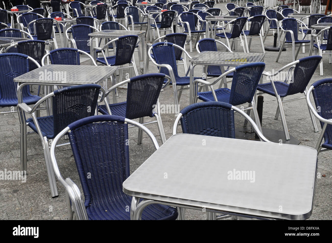 empty tables Stock Photo Alamy