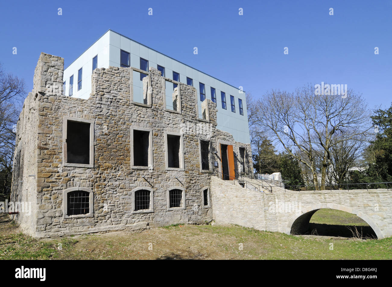 Haus Weitmar castle ruins and cube Stock Photo