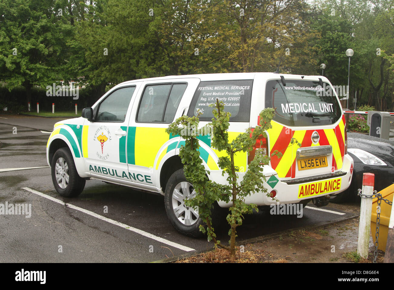 Charity funded festival medical unit parked at a Hospital, May 2013 Stock Photo
