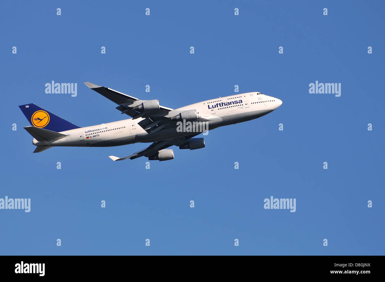 Jumbo 747 400 Stock Photo