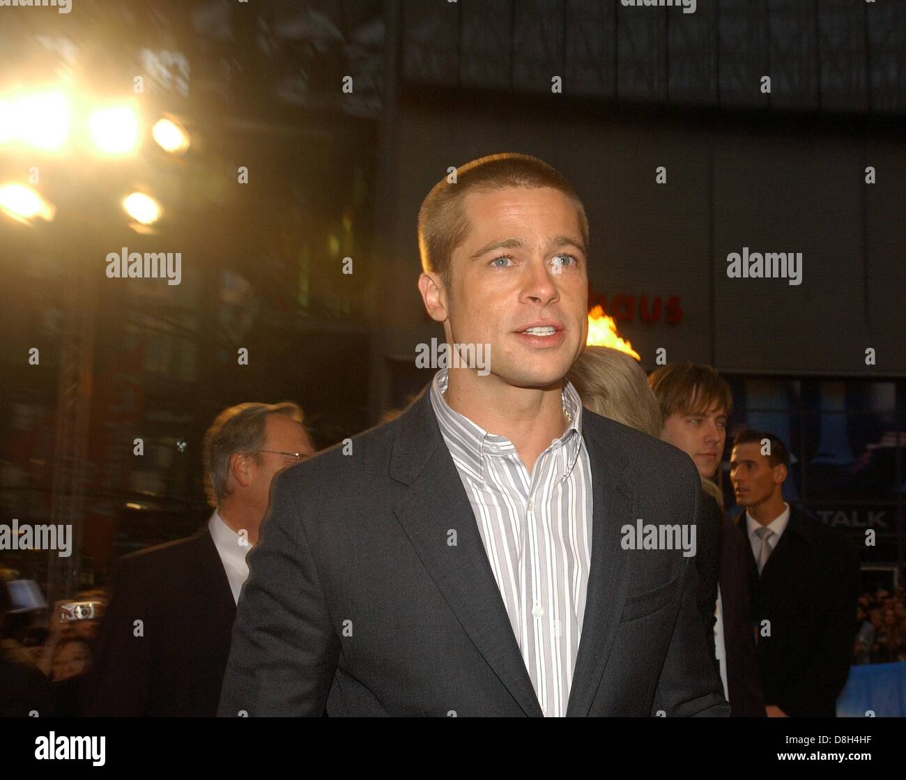 Brad Pitt at world premiere of "Troja" in Berlin Stock Photo Alamy