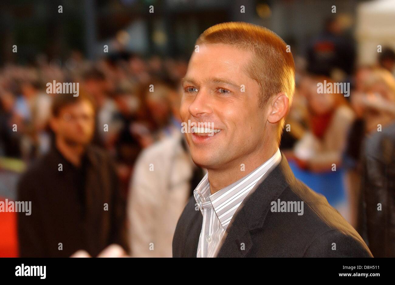 Brad Pitt at world premiere of "Troja" in Berlin Stock Photo Alamy
