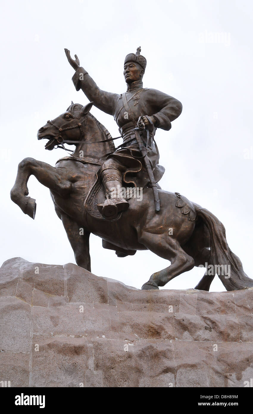 Statue of Mongolian revolutionary hero Damdin Sükhbaatar, in Sukhbaatar Square, Ulaanbaatar, Mongolia Stock Photo