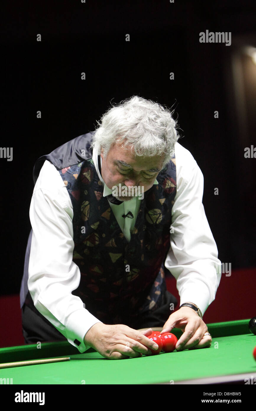 John Virgo Stock Photos & John Virgo Stock Images Alamy