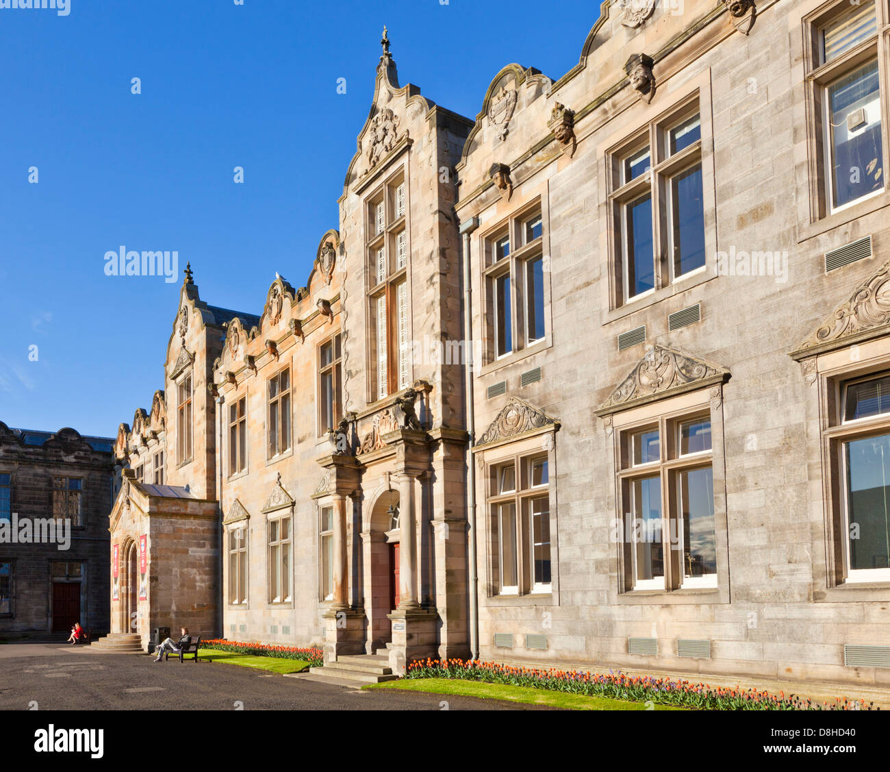 University hall students High Resolution Stock Photography and Images