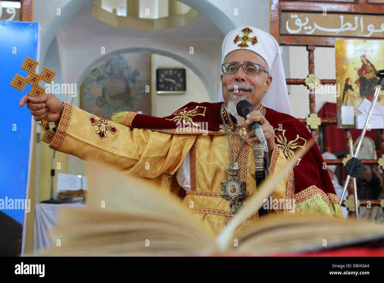 catholic coptic bishop KYRILLOS WILLIAM of Asyut diocese at a church service in Al Ghanayem church, Egypt Stock Photo