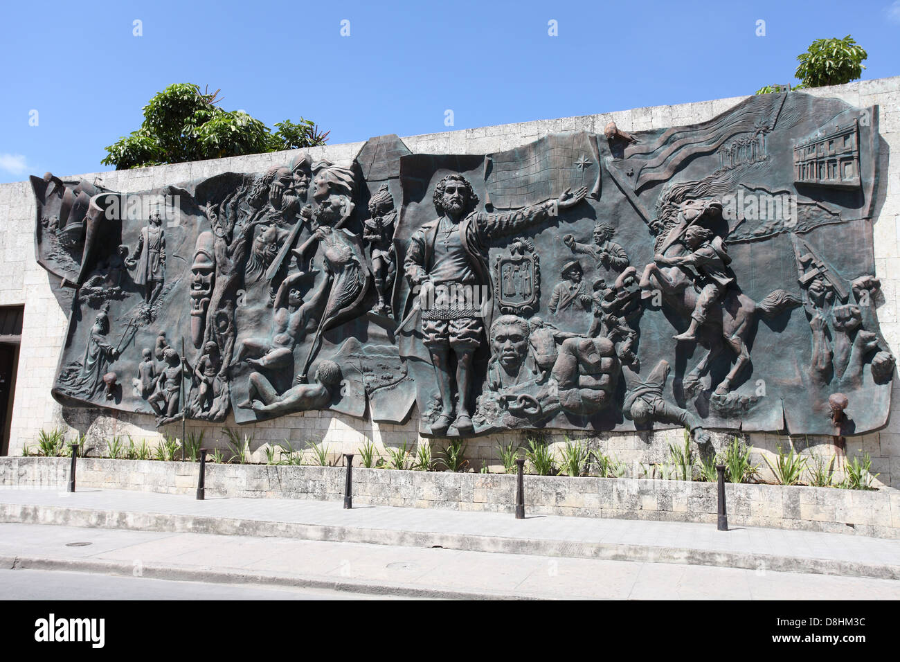 Sculpture in Holguin showing Cuba's history from Columbus to its independence from Spain Stock Photo