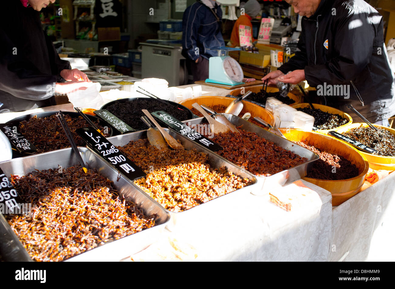 Food stall in Tsukiji Fish market, Tokyo, Japan Stock Photo