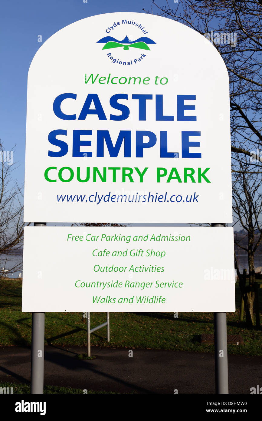 A Castle Semple Country Park sign within Clyde Muirshiel Regional Park at Lochwinnoch, Renfrewshire, Scotland, UK Stock Photo