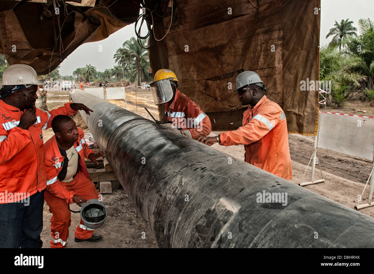 Pipeline right of way hires stock photography and images Alamy