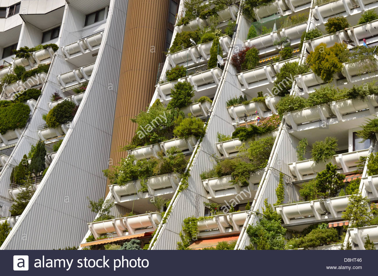 Vienna Austria vertical gardens of ''Wohnpark AltErlaa'' Stock Photo
