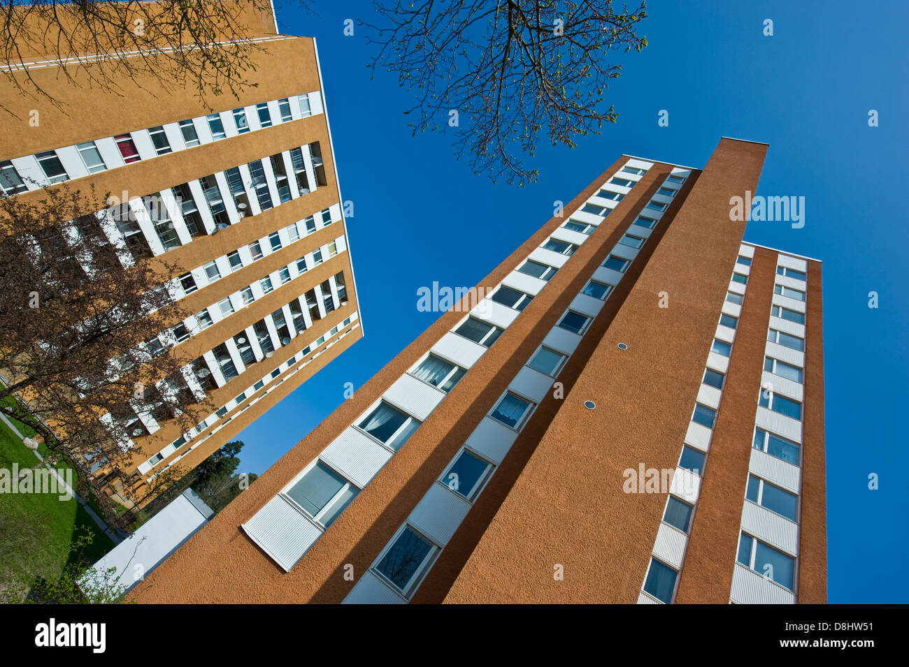 High rise housing block hi-res stock photography and images - Alamy