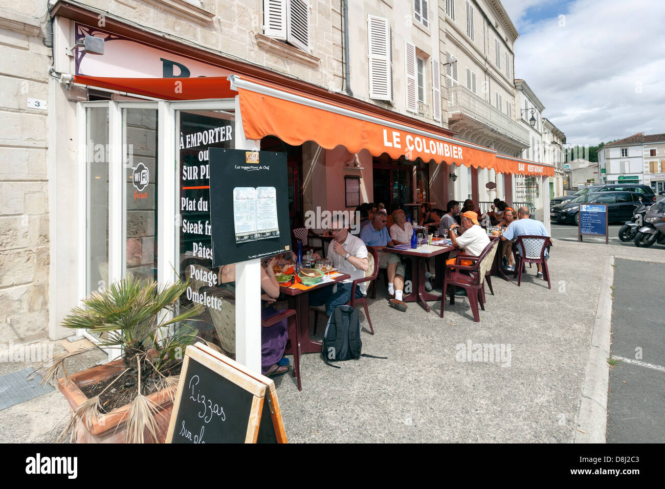 Restaurant Le Colombier, Aulnay, Charente Maritime, France Stock Photo