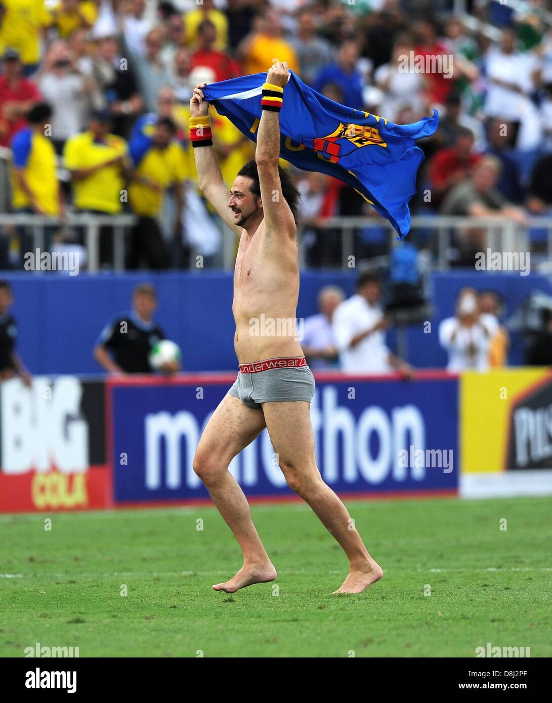 Streaker hi res stock photography and images Alamy Streaker hi res stock photography and images Alamy