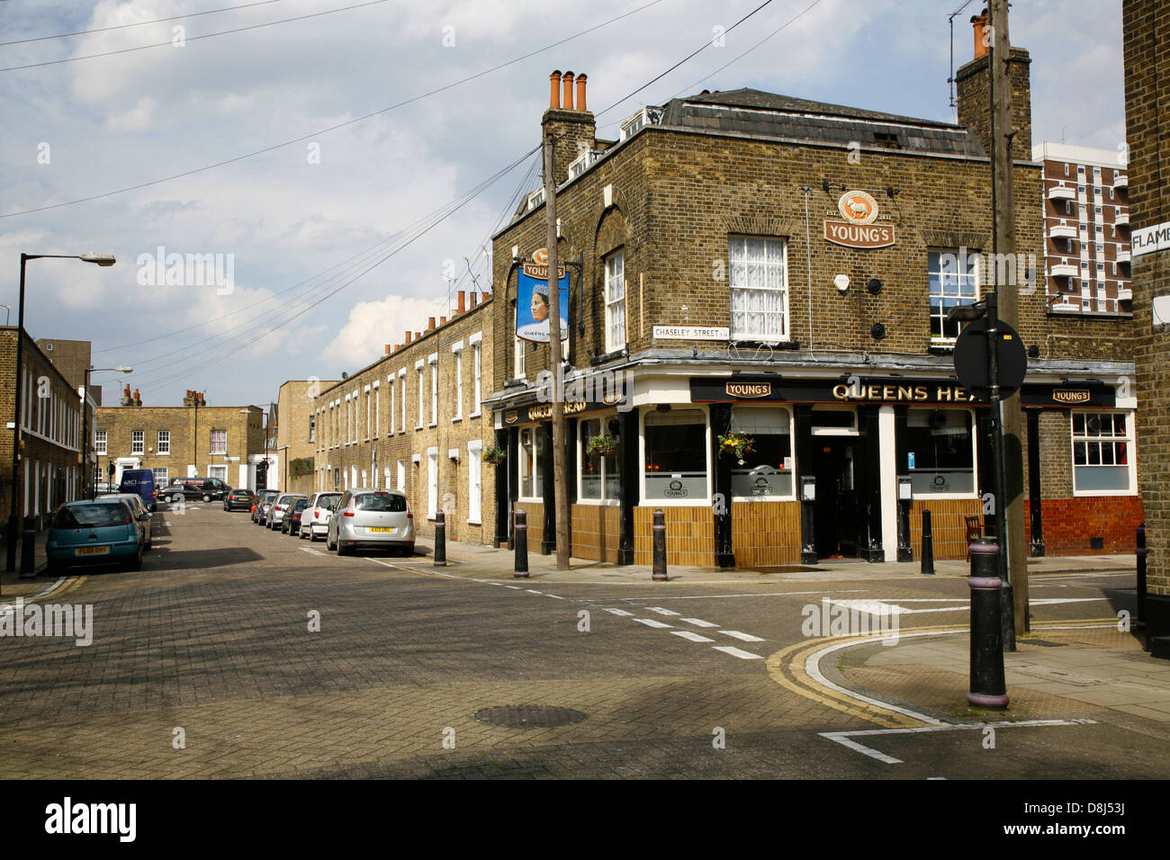 queen-s-head-pub-in-york-square-ratcliff-london-uk-stock-photo-alamy
