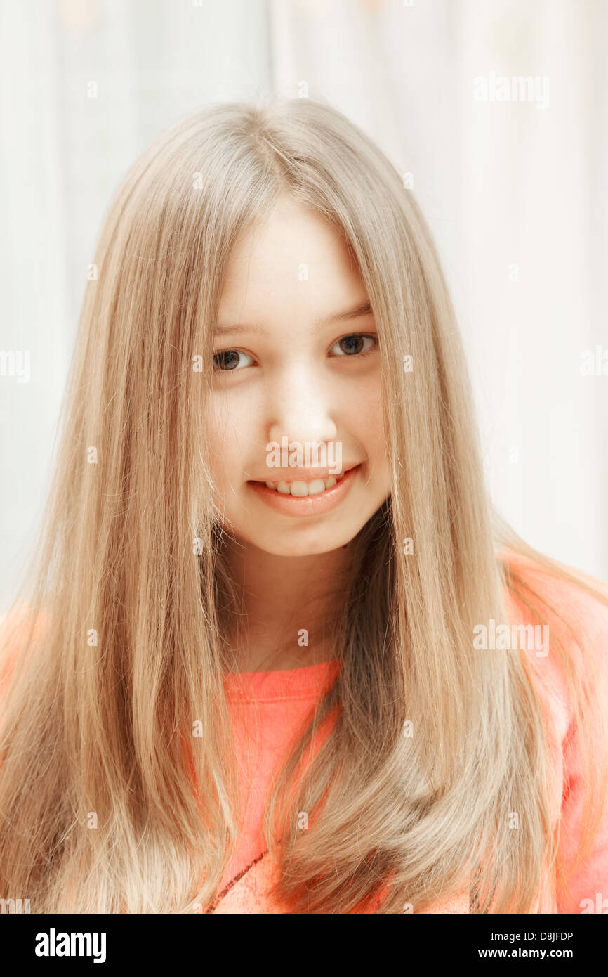 Girl positive hi-res stock photography and images - Alamy