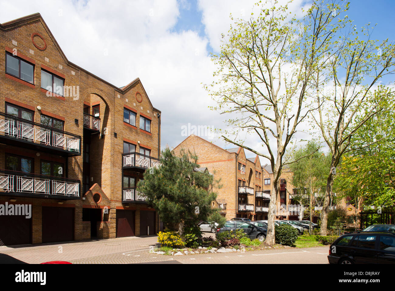 Goodhart Place Narrow Street Limehouse London E14 Stock Photo Alamy