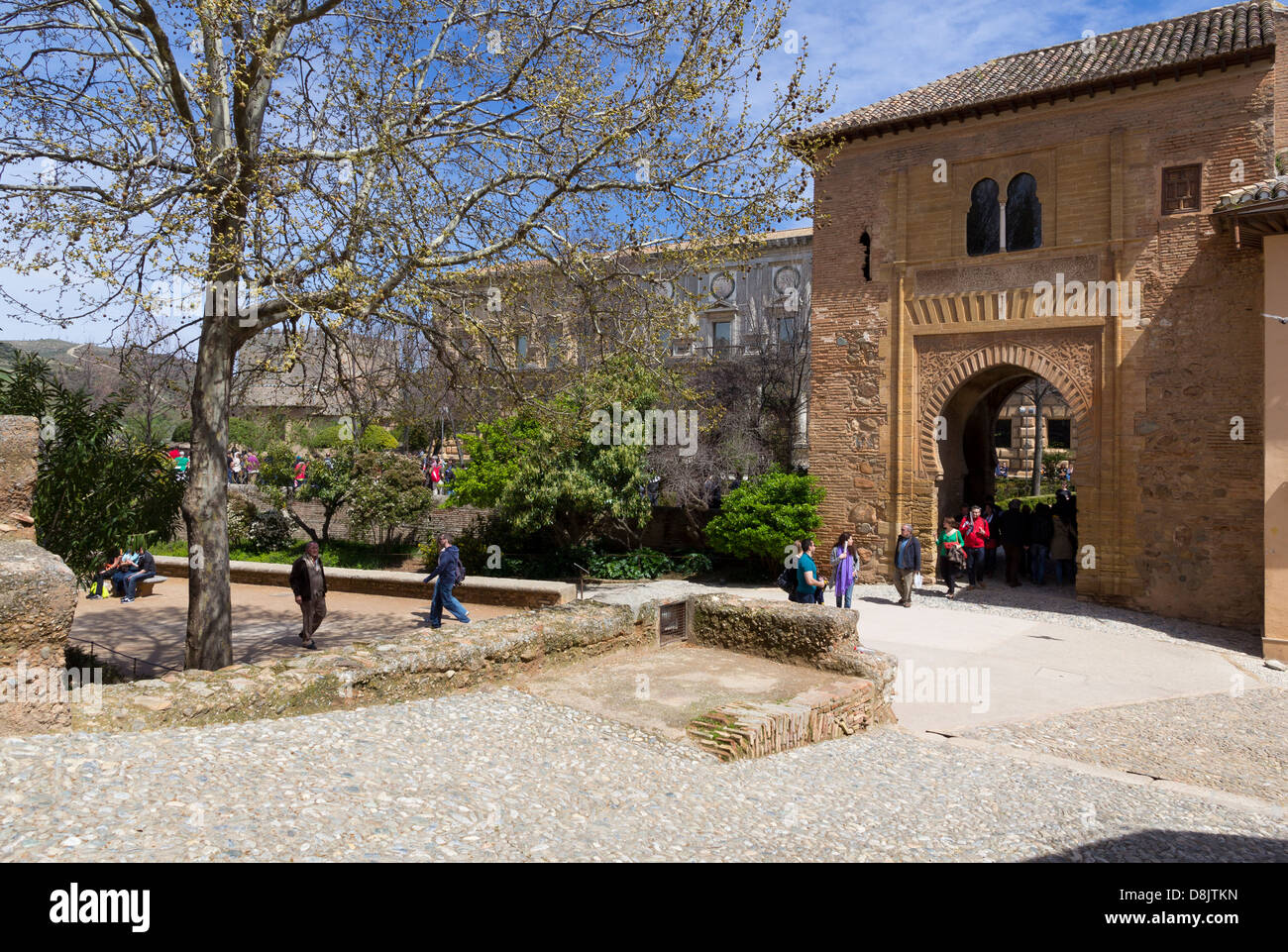 Puerto del Vino, with the Palace of Carlos V, Palacio de Carlos V, in the background, the Alhambra, Granada Stock Photo