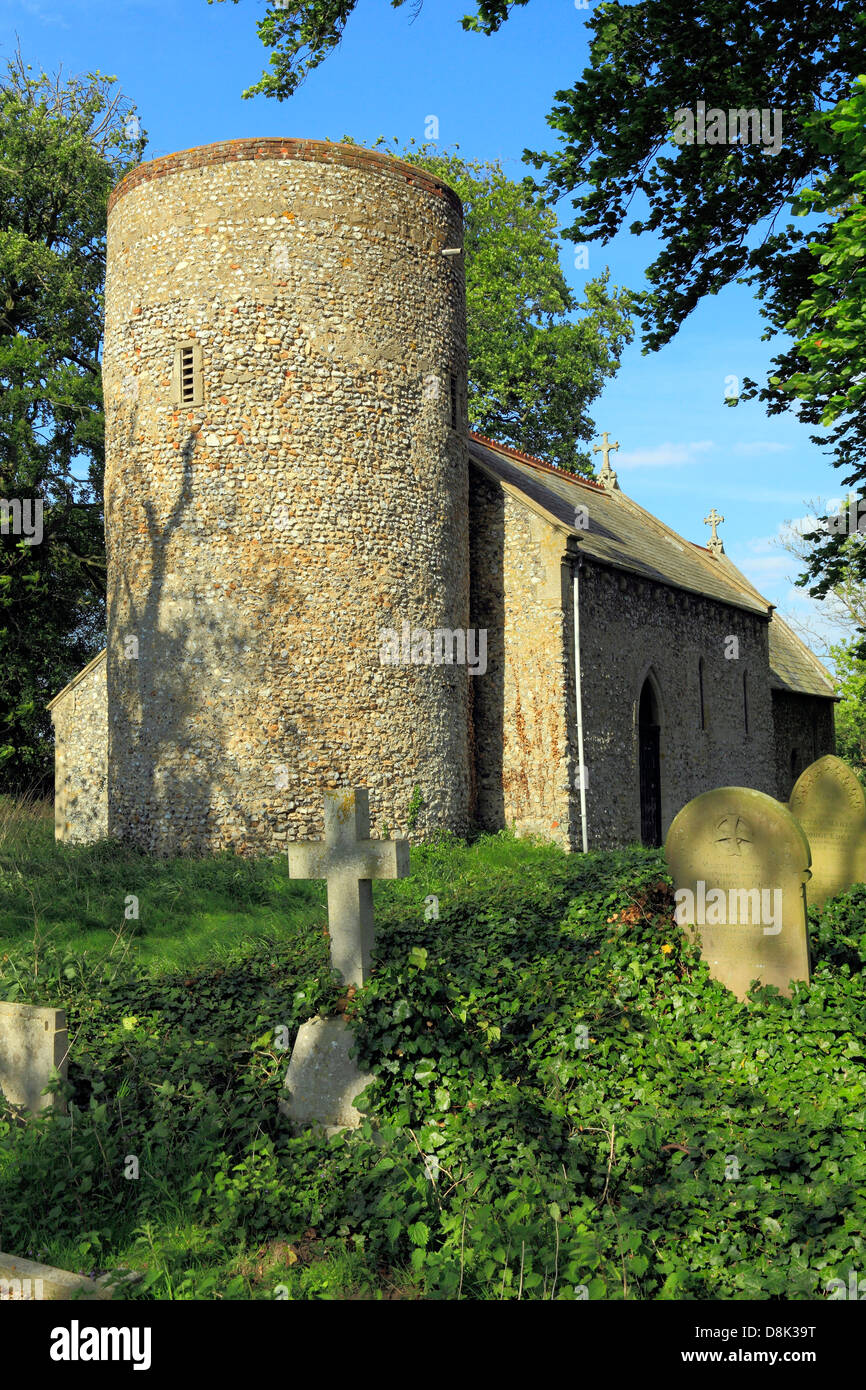 Barmer, Norfolk, 12th century Norman round tower church, England, UK, towers English churches Stock Photo