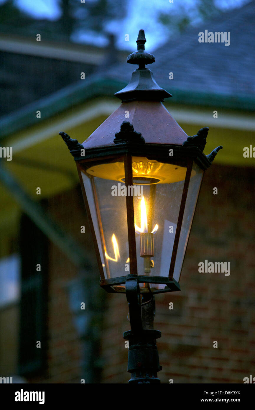 Victorian gas lamp hi-res stock photography and images - Alamy