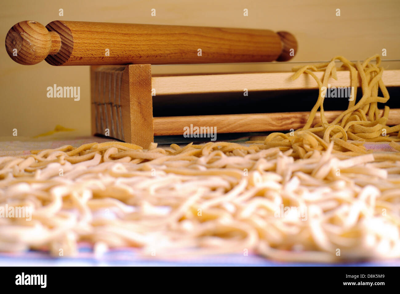 Chitarra pasta cutter hires stock photography and images Alamy