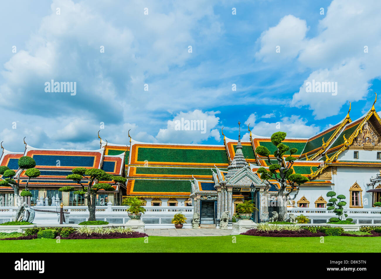 royal-palace-in-bangkok-thailand-stock-photo-alamy