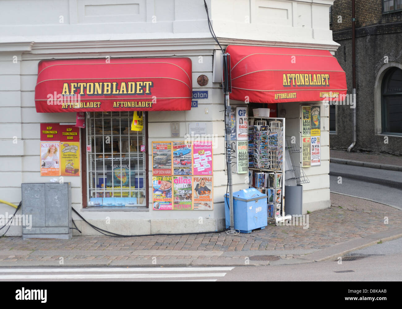 Newsagents Sign Newsagent advert hi-res stock photography and images - Alamy