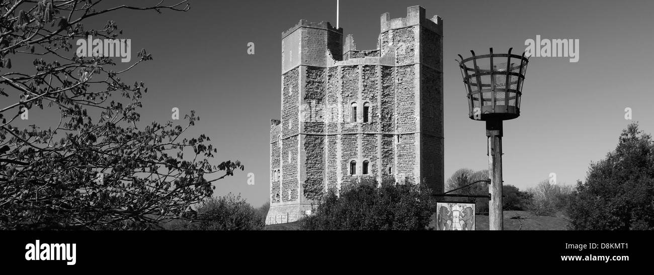 Summer view of the Norman Keep castle at Orford village, Suffolk County, East Anglia, England. Stock Photo