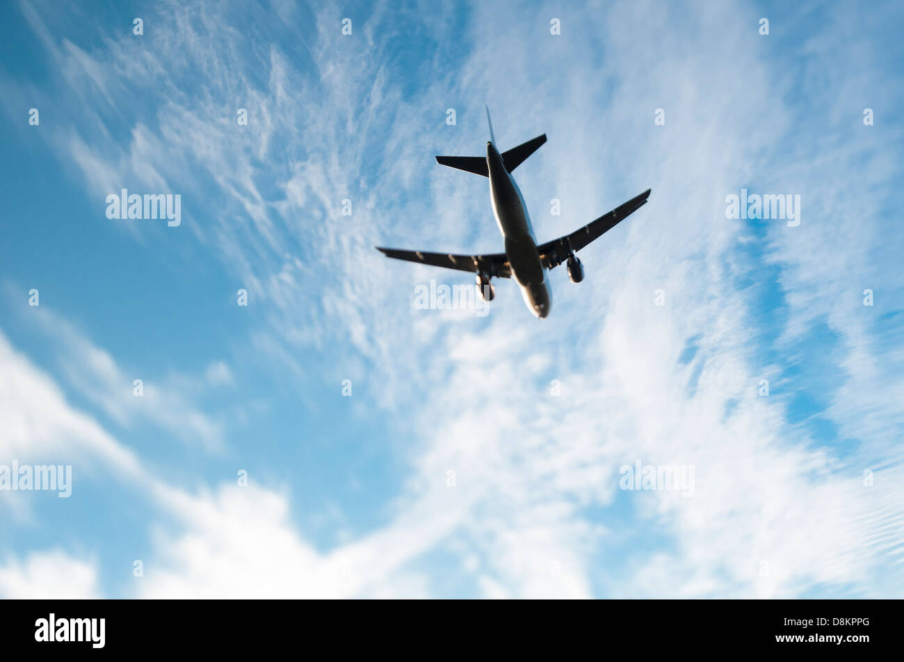 Exterior airplane landing hi-res stock photography and images - Alamy