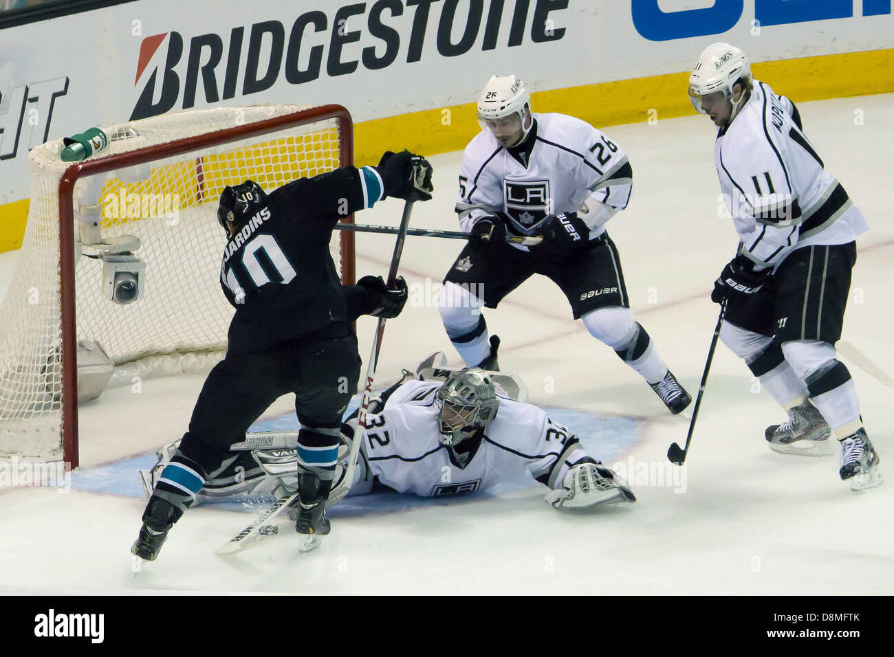 Goaltender Jonathan Quick of the Los Angeles Kings skates with his Photo  d'actualité - Getty Images