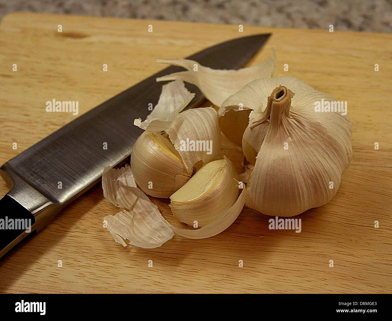 White garlic cloves Stock Photo Alamy