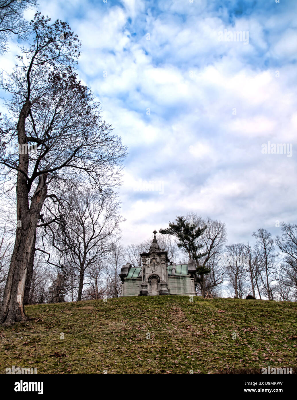 Oakwood cemetery hi-res stock photography and images - Alamy