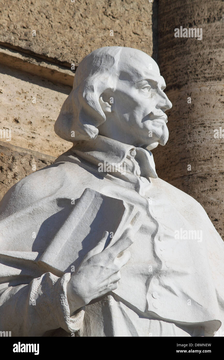 Statue of an intellectual in front of the Palace of Justice in Rome, Italy Stock Photo
